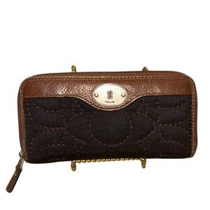 Fossil Black and Brown Zip Around Wallet
